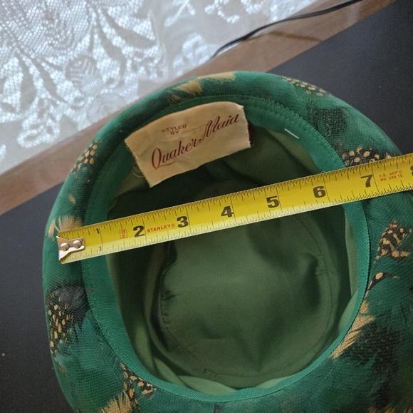 Vintage Quaker Maid.    Hat - Picture 2 of 6